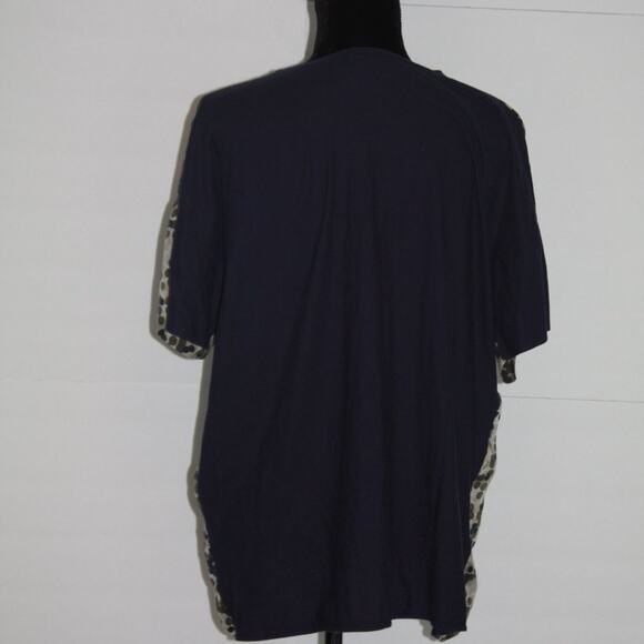 Salvatore Ferragamo Short Sleeve Shirt Silk Polk-a-Dot Front; Navy Back Size XL - Picture 6 of 10